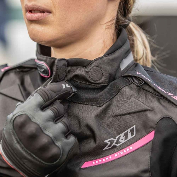 Jaqueta Evo 4 Feminina - Preto / Rosa