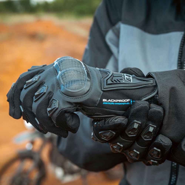 Luva X11 Blackproof Impermeável Com Proteção - Preto